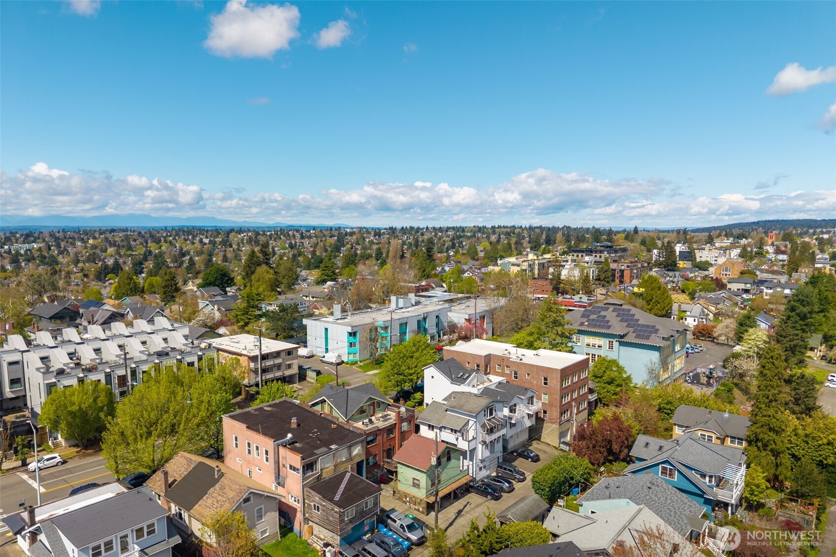 6512 Phinney Avenue N Seattle WA 98103