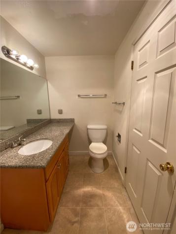 16 147th Avenue SE Bellevue WA 98007