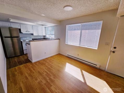 16 147th Avenue SE Bellevue WA 98007