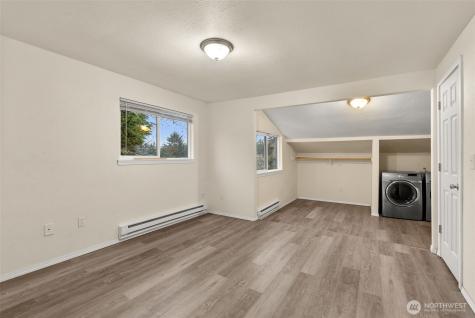 665 Sunset Avenue Ocean Shores WA 98569