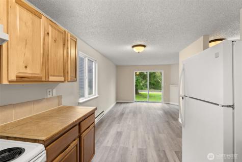 665 Sunset Avenue Ocean Shores WA 98569