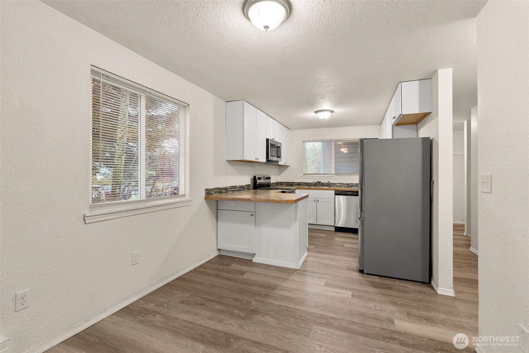 665 Sunset Avenue Ocean Shores WA 98569