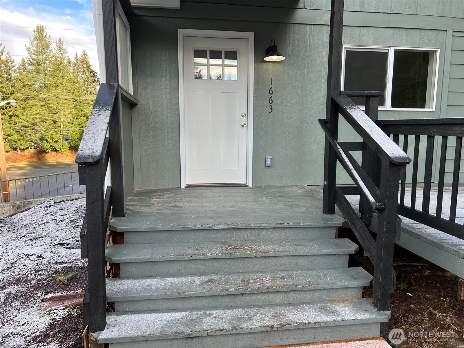 1663 Harrison Avenue SE Port Orchard WA 98366