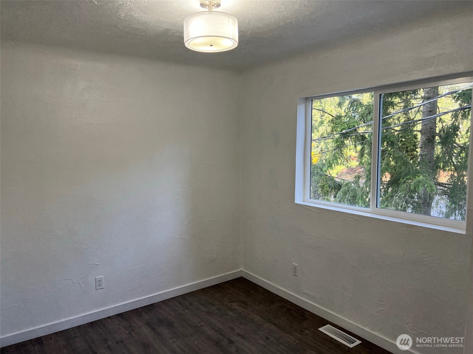1663 Harrison Avenue SE Port Orchard WA 98366