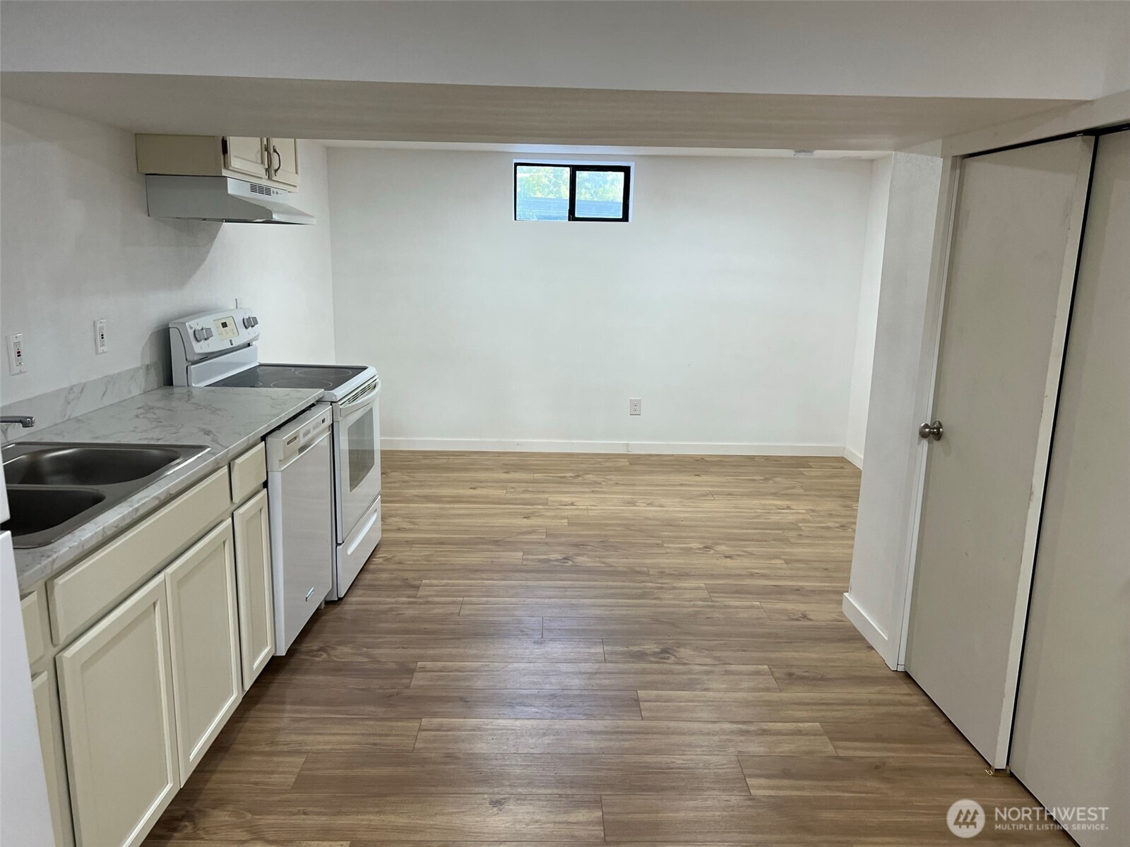 1663 Harrison Avenue SE Port Orchard WA 98366