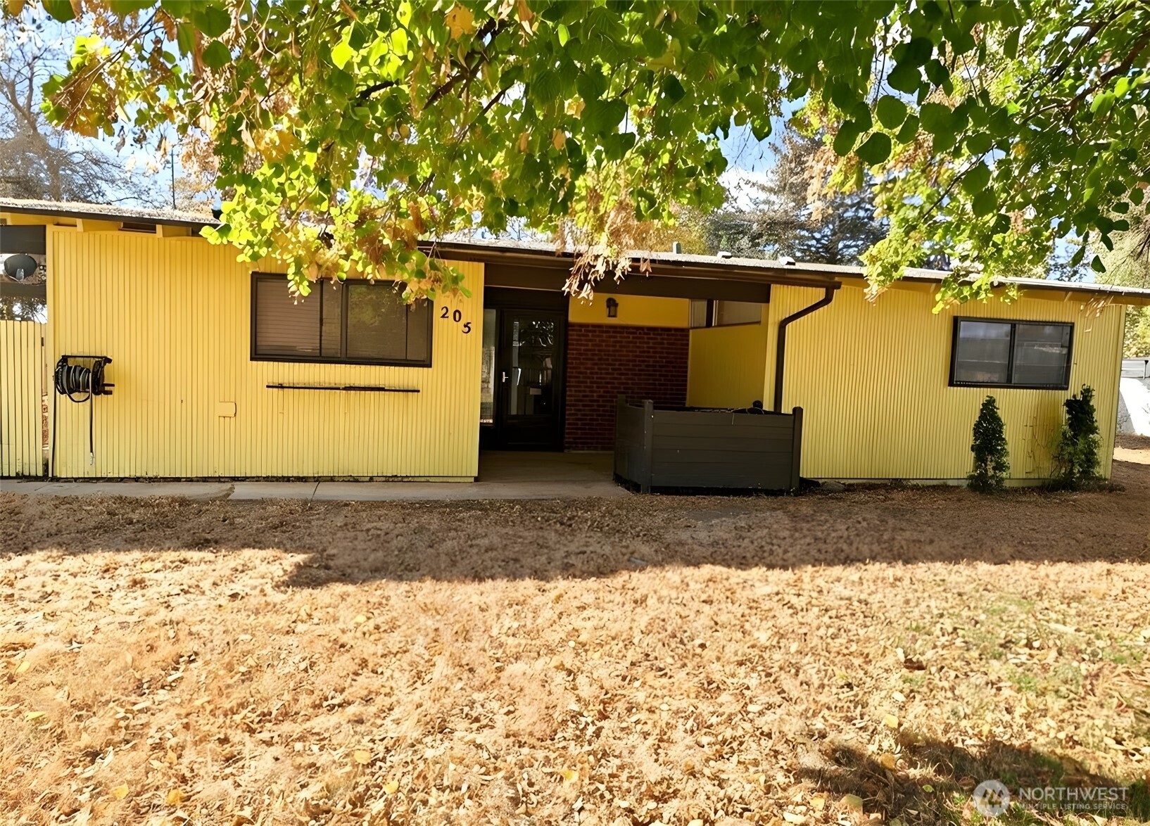 205 March Street NE Moses Lake WA 98837