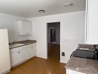 232 4th Avenue NW Puyallup WA 98371