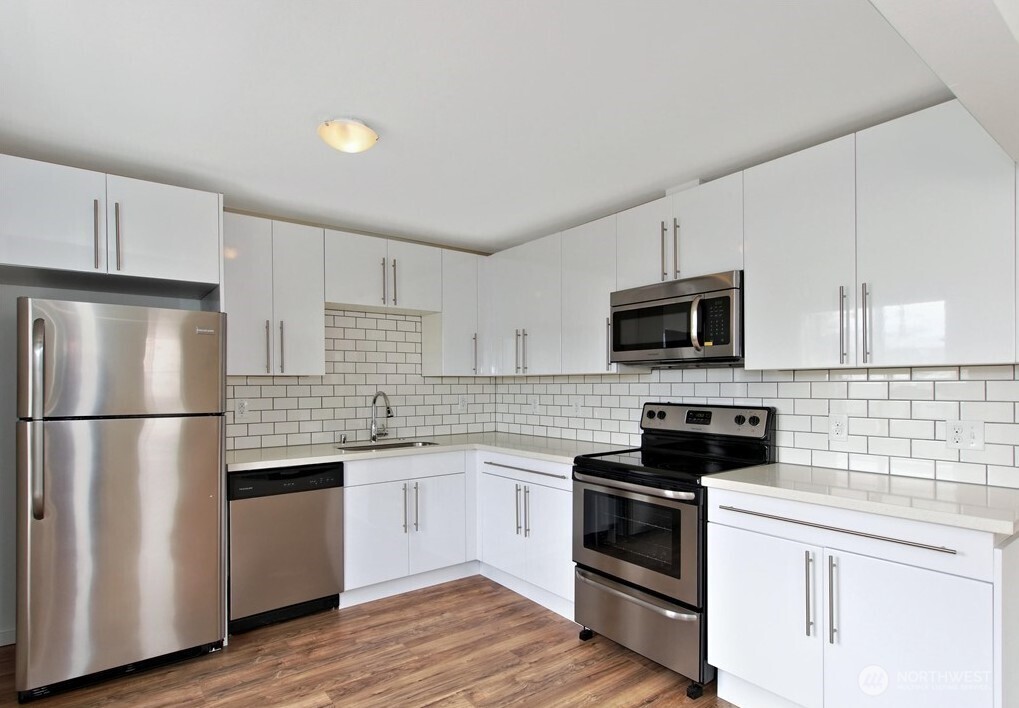 5045 37th Avenue S Seattle WA 98118