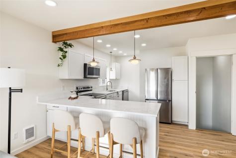 424 S Wright Avenue Tacoma WA 98418