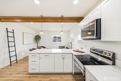 424 S Wright Avenue Tacoma WA 98418