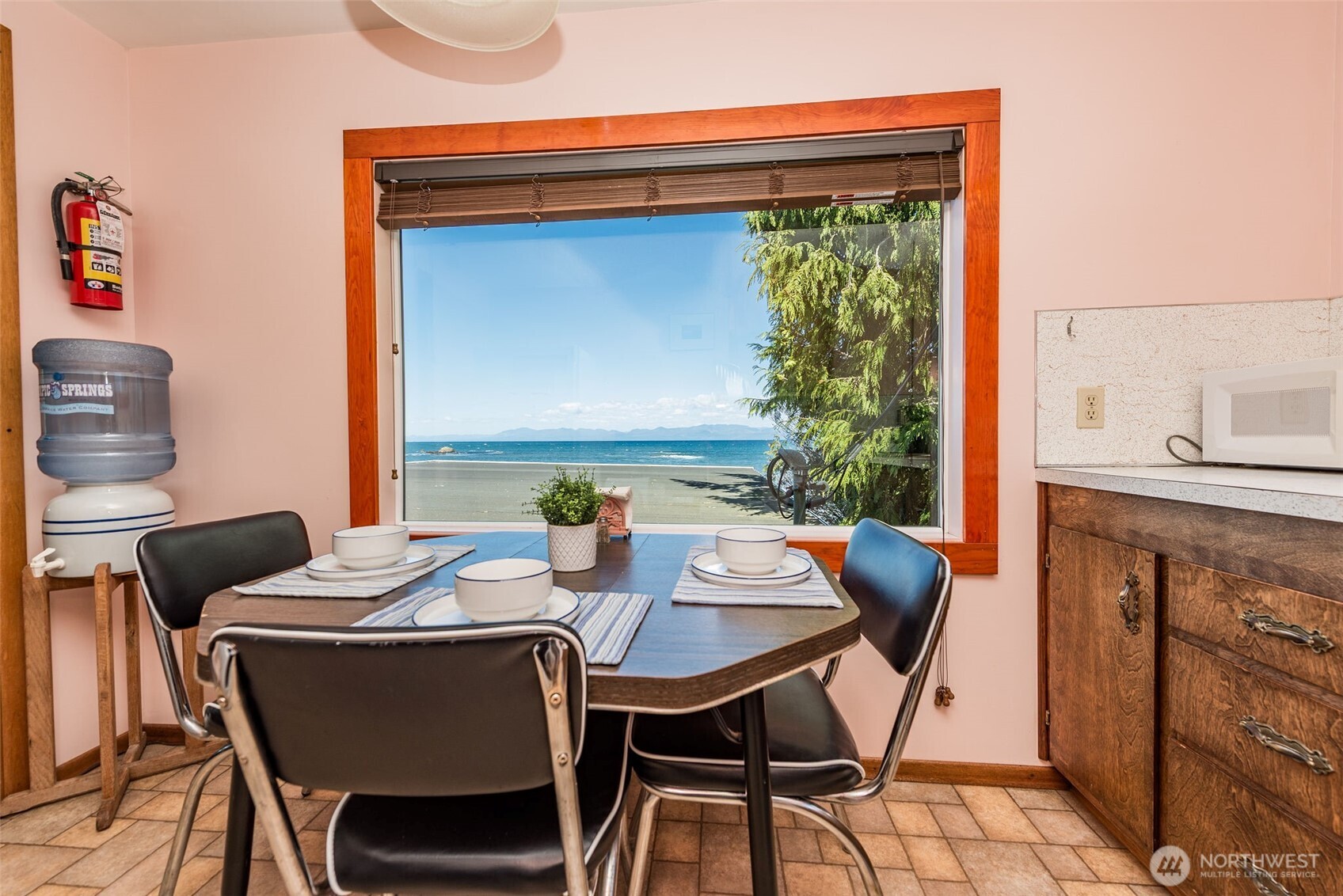 1663 Highway 112 Sekiu WA 98381