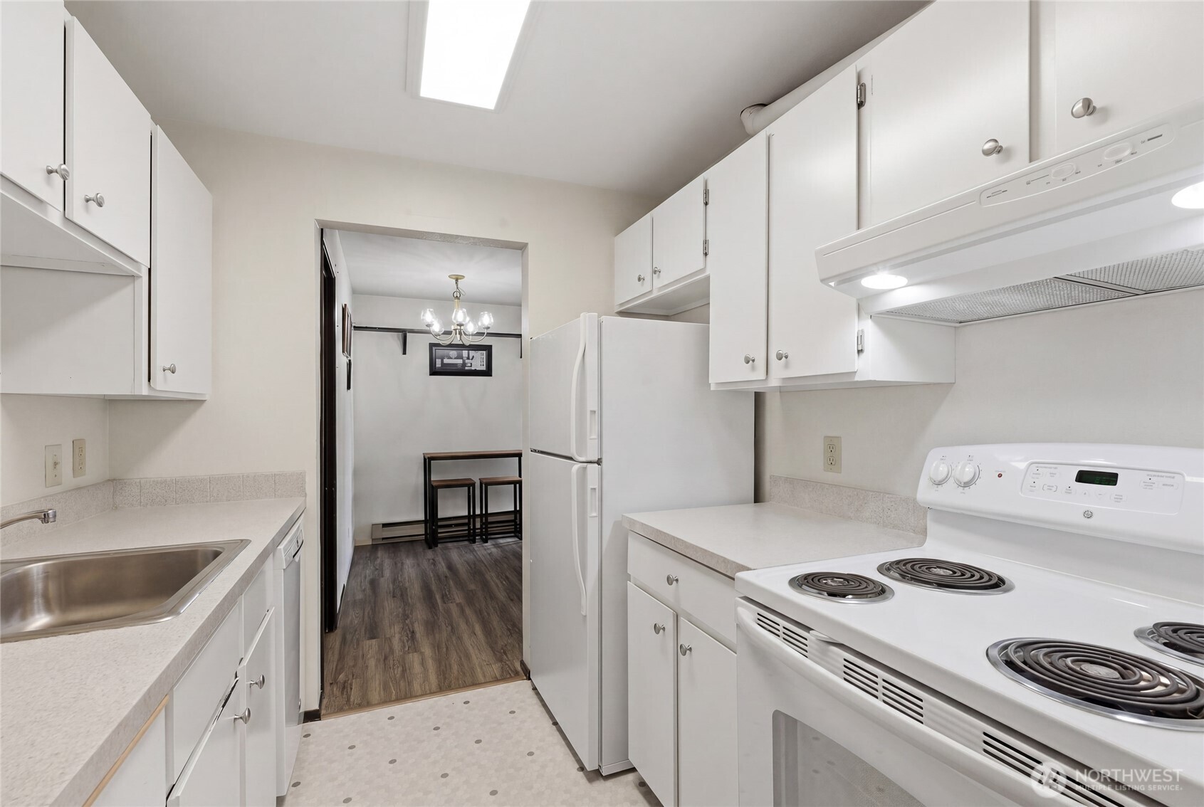 2820 15th Avenue W Seattle WA 98119