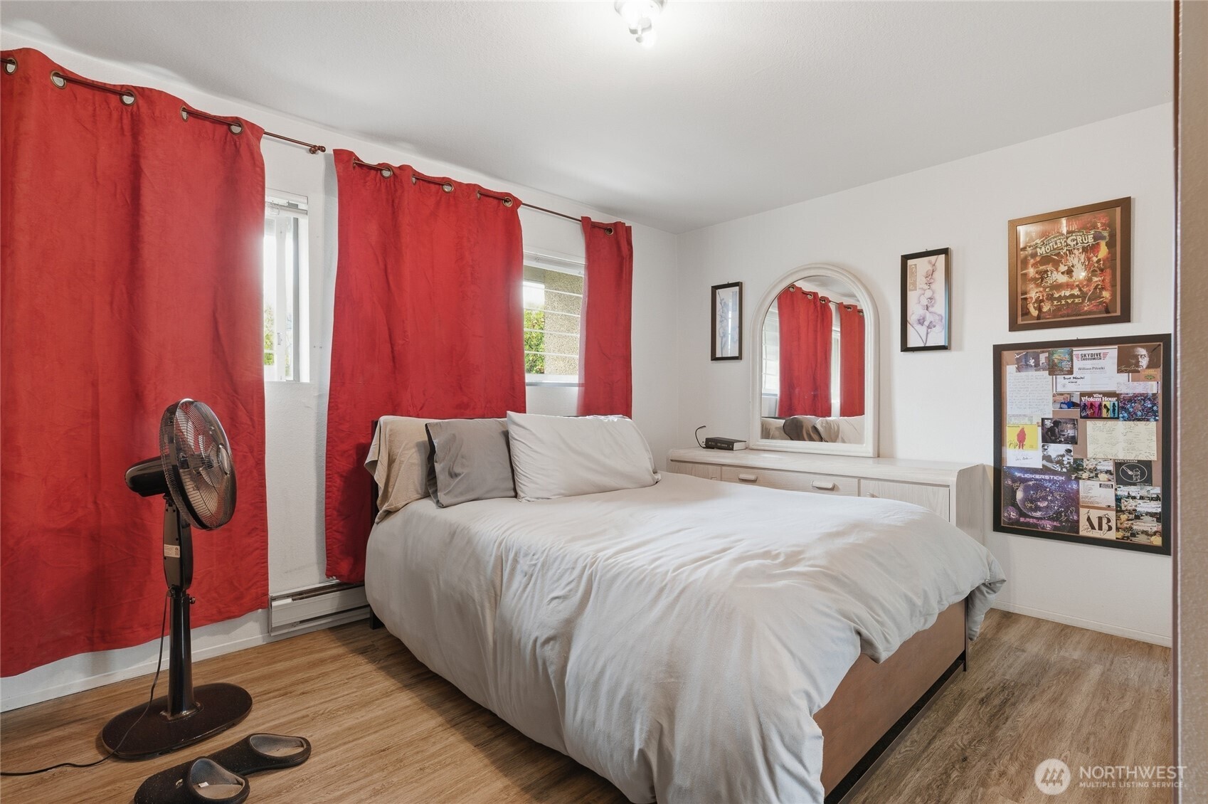2820 15th Avenue W Seattle WA 98119
