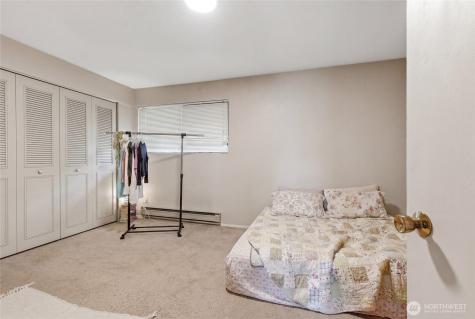 2820 15th Avenue W Seattle WA 98119