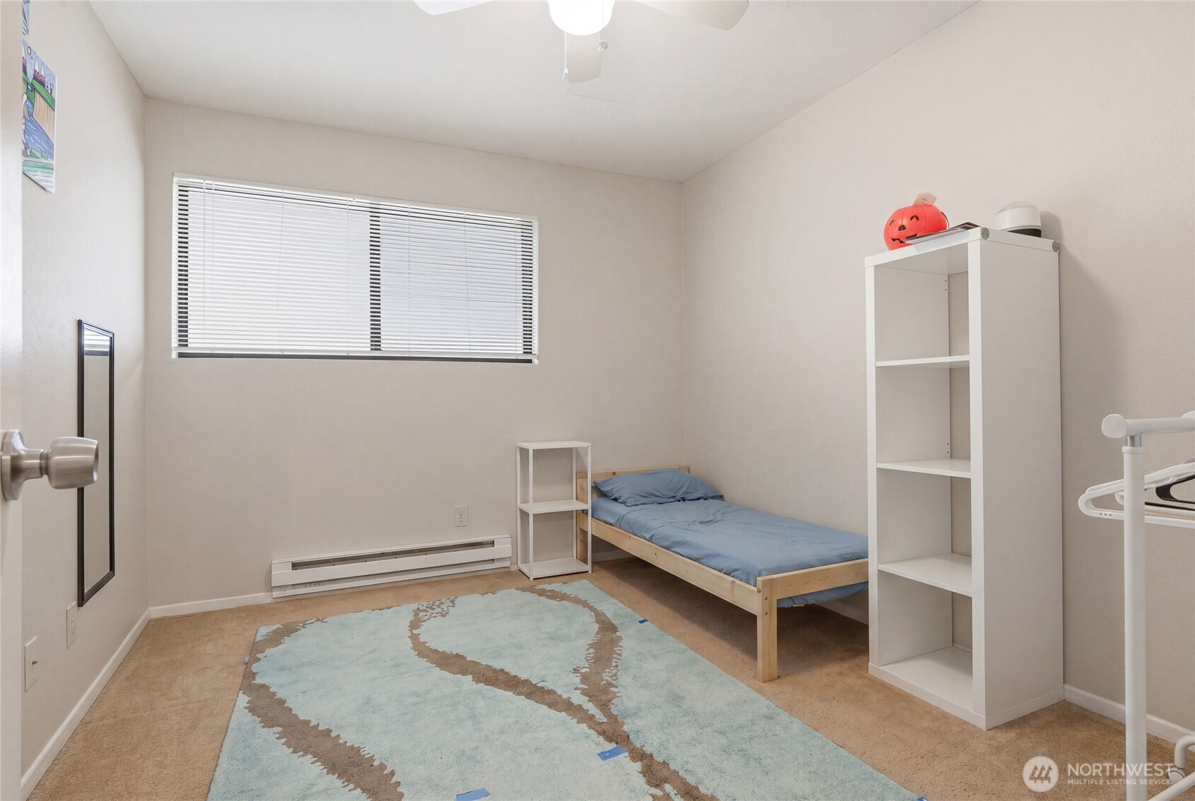 2820 15th Avenue W Seattle WA 98119