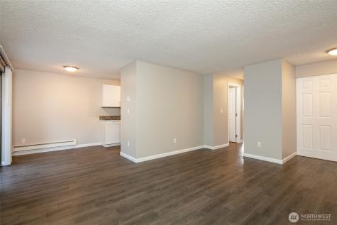 921 12th Avenue SE Puyallup WA 98372