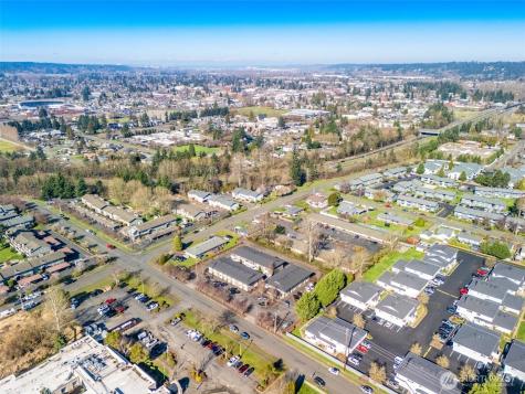 921 12th Avenue SE Puyallup WA 98372