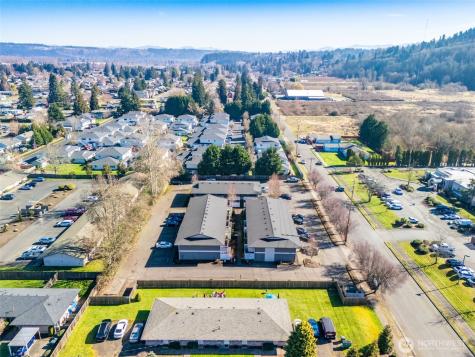 921 12th Avenue SE Puyallup WA 98372