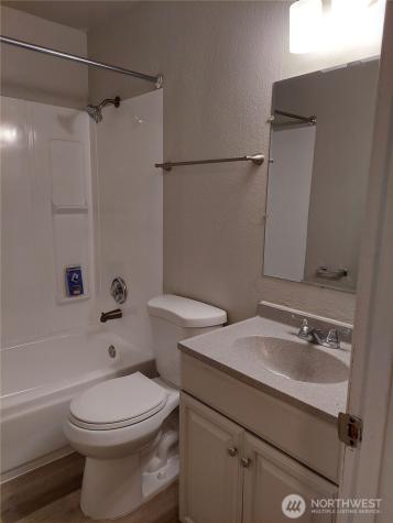 5002 S 58th Street Tacoma WA 98409