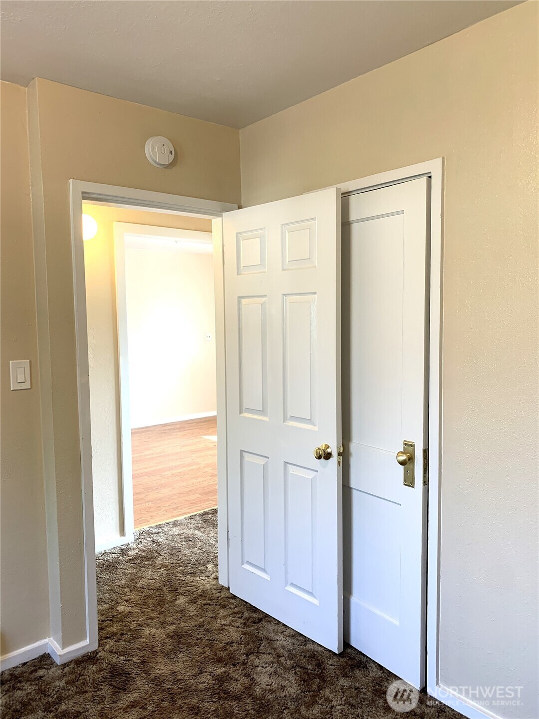 1423 S 7th Avenue Kelso WA 98626