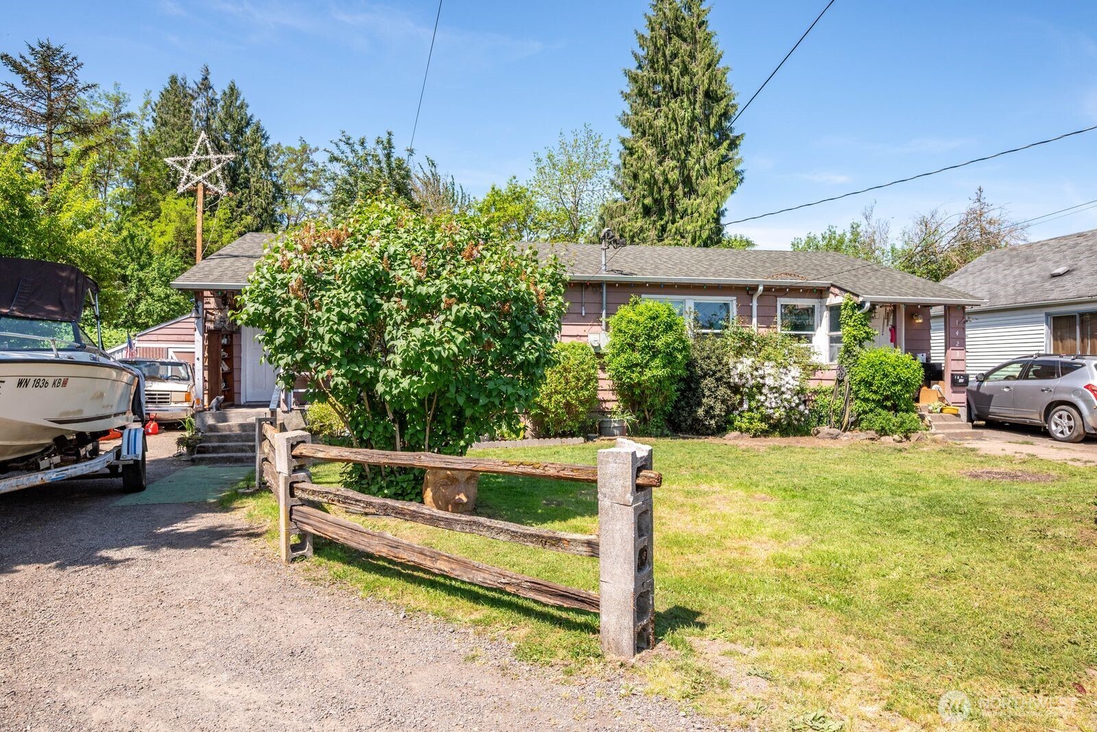 1423 S 7th Avenue Kelso WA 98626