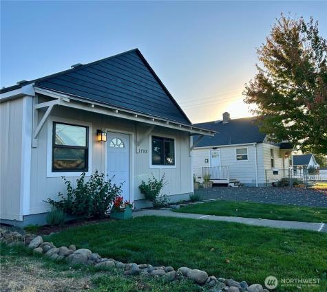 1704 Walla Walla Avenue Walla Walla WA 99362