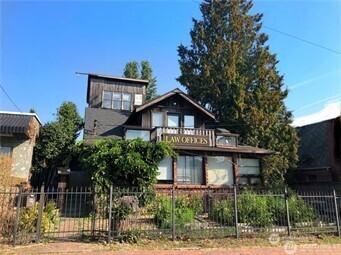 652 NW 85th Street Seattle WA 98117