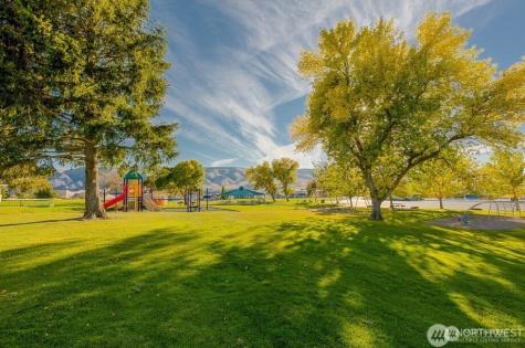 302 Desert Aire Drive SW Mattawa WA 99349