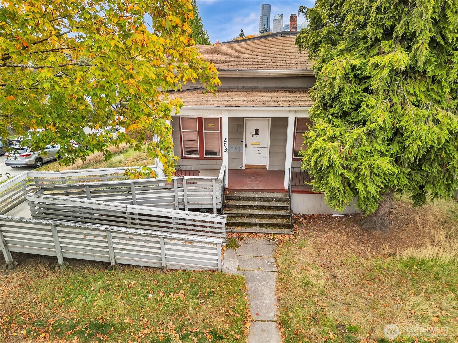 203 23rd Avenue Seattle WA 98122