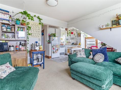 2246 NW 63rd Seattle WA 98107