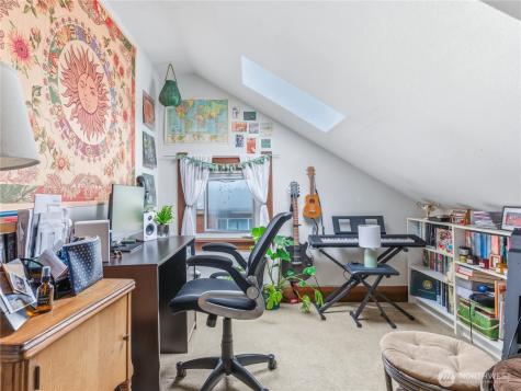 2246 NW 63rd Seattle WA 98107