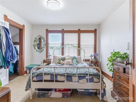 2246 NW 63rd Seattle WA 98107