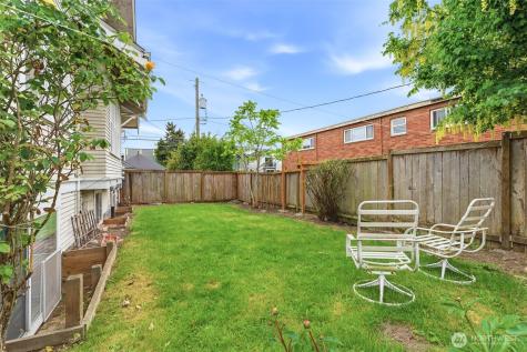 2246 NW 63rd Seattle WA 98107