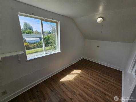 1651 S 35th Street Tacoma WA 98418