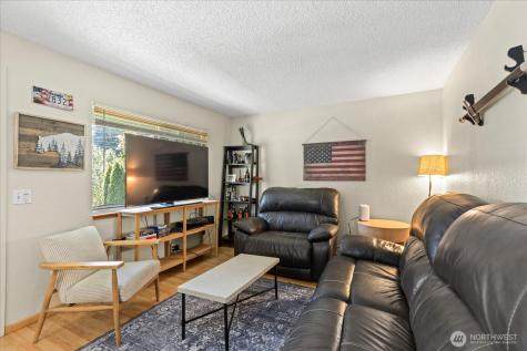 2215 Jackson Avenue Everett WA 98203