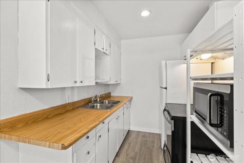 2215 Jackson Avenue Everett WA 98203