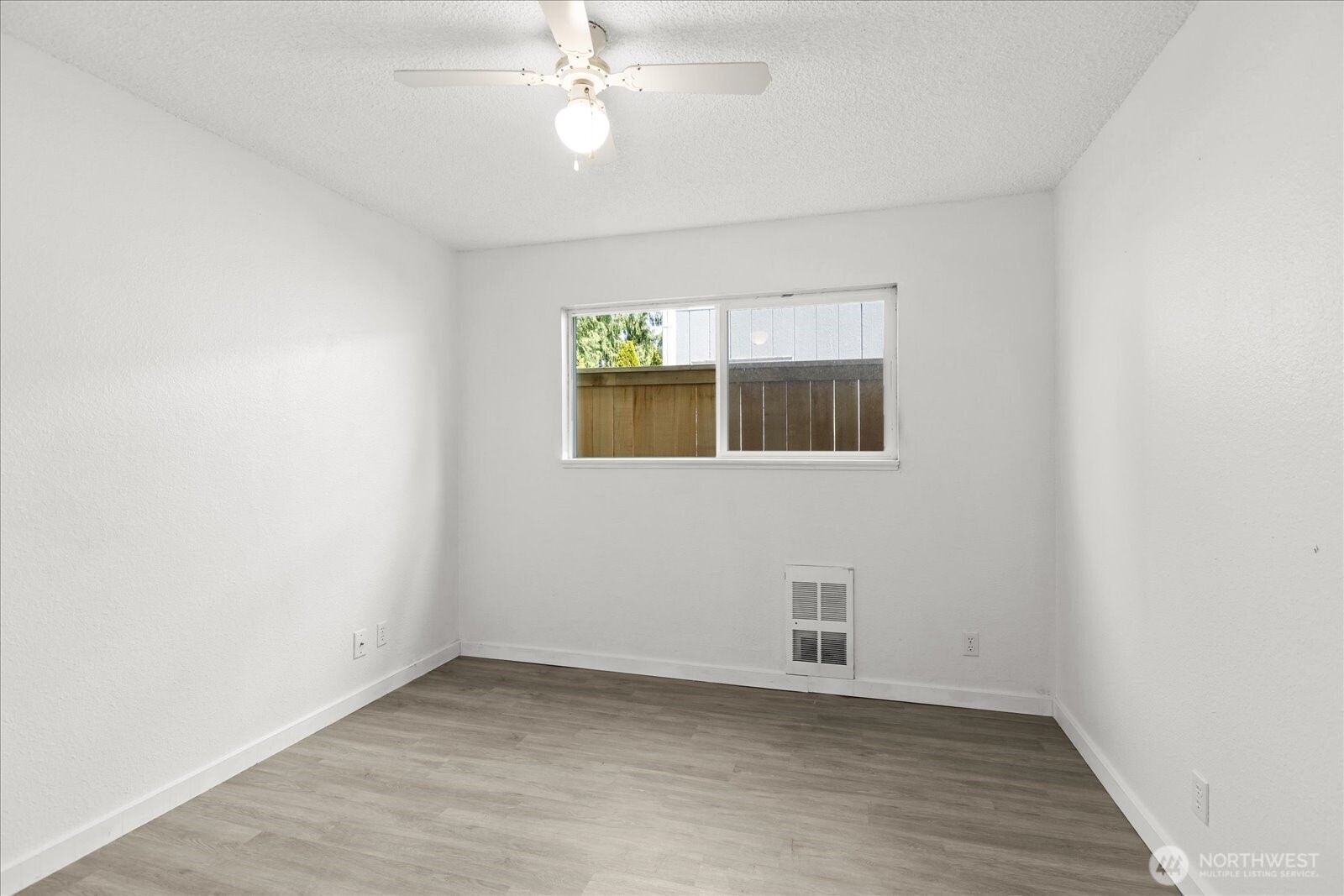 2215 Jackson Avenue Everett WA 98203