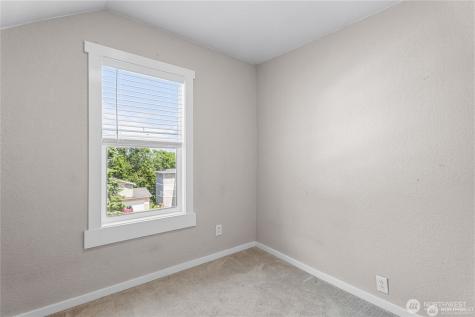 1306 E 32nd Street Tacoma WA 98404