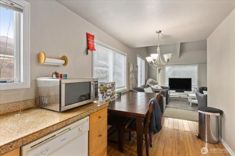 245 SE Croston Lane Issaquah WA 98027