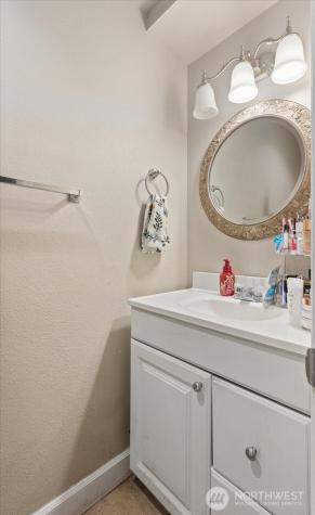 245 SE Croston Lane Issaquah WA 98027