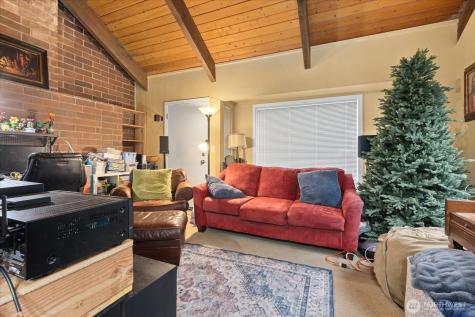 245 SE Croston Lane Issaquah WA 98027