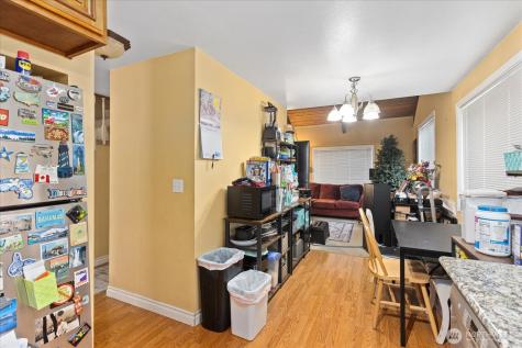245 SE Croston Lane Issaquah WA 98027