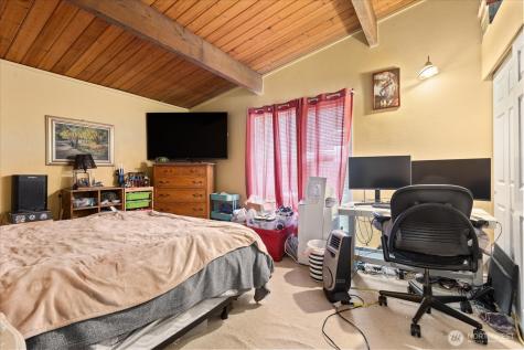 245 SE Croston Lane Issaquah WA 98027