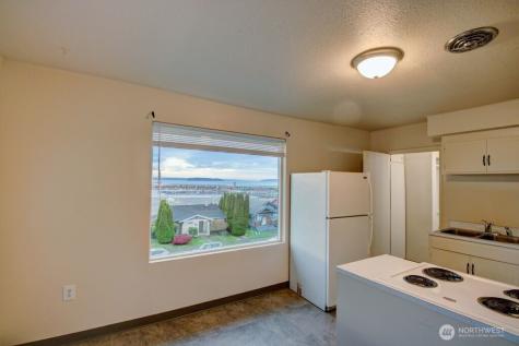 2315 Grand Avenue Everett WA 98201