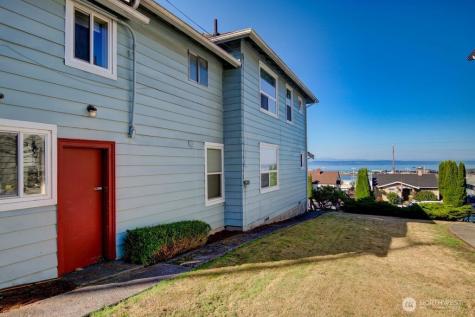 2315 Grand Avenue Everett WA 98201