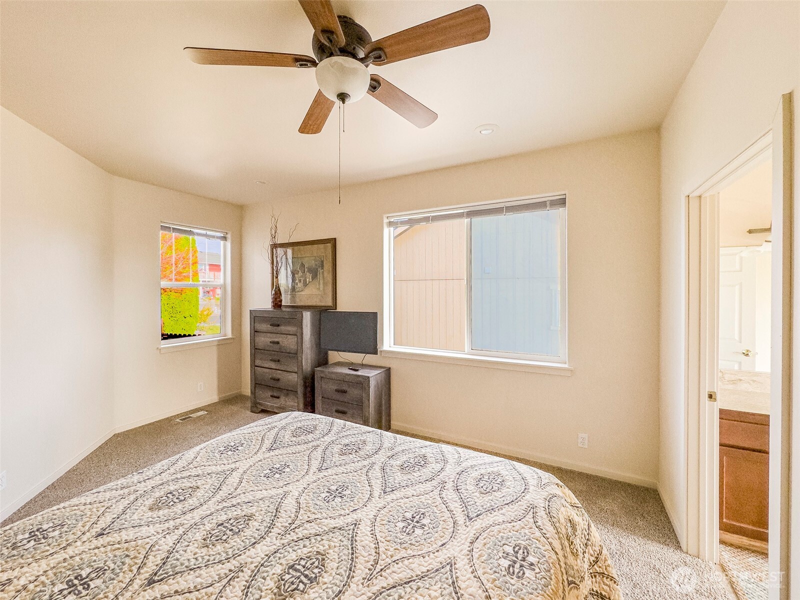718 SE Scenic View Drive College Place WA 99324