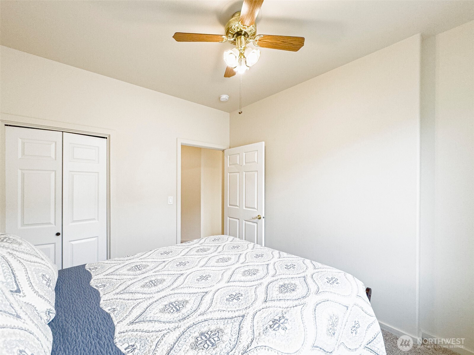 718 SE Scenic View Drive College Place WA 99324