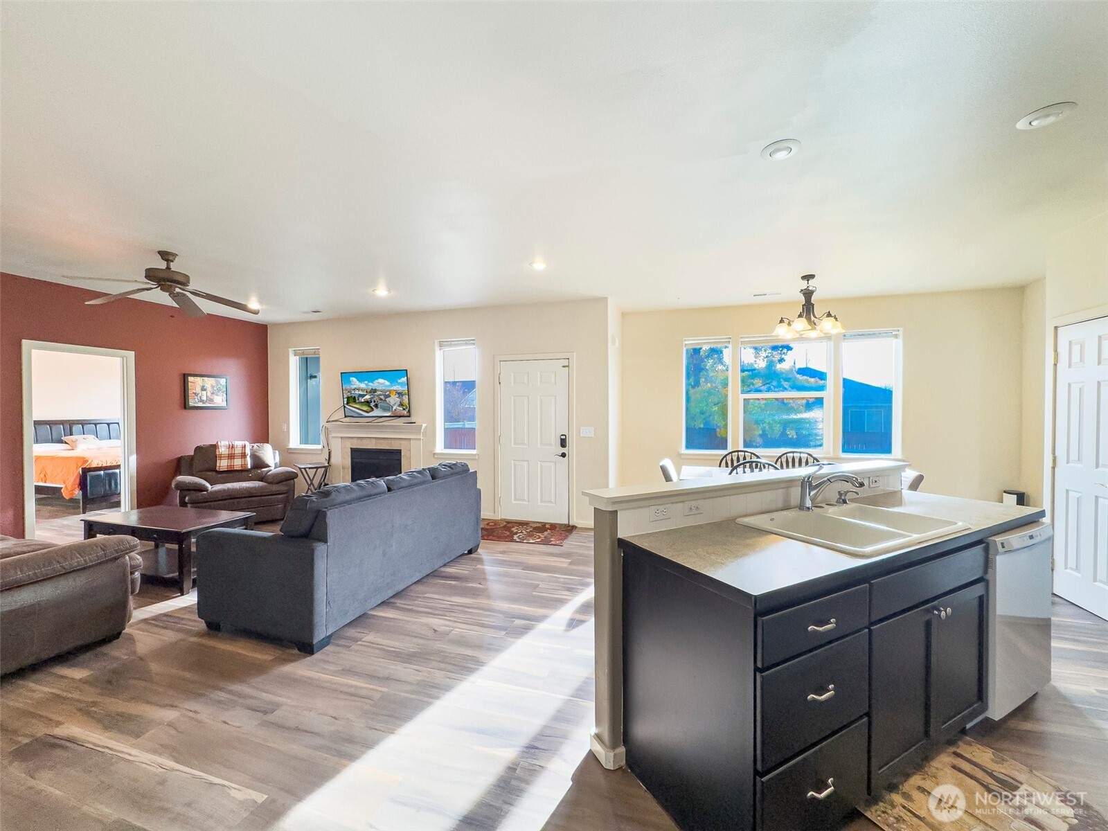 718 SE Scenic View Drive College Place WA 99324