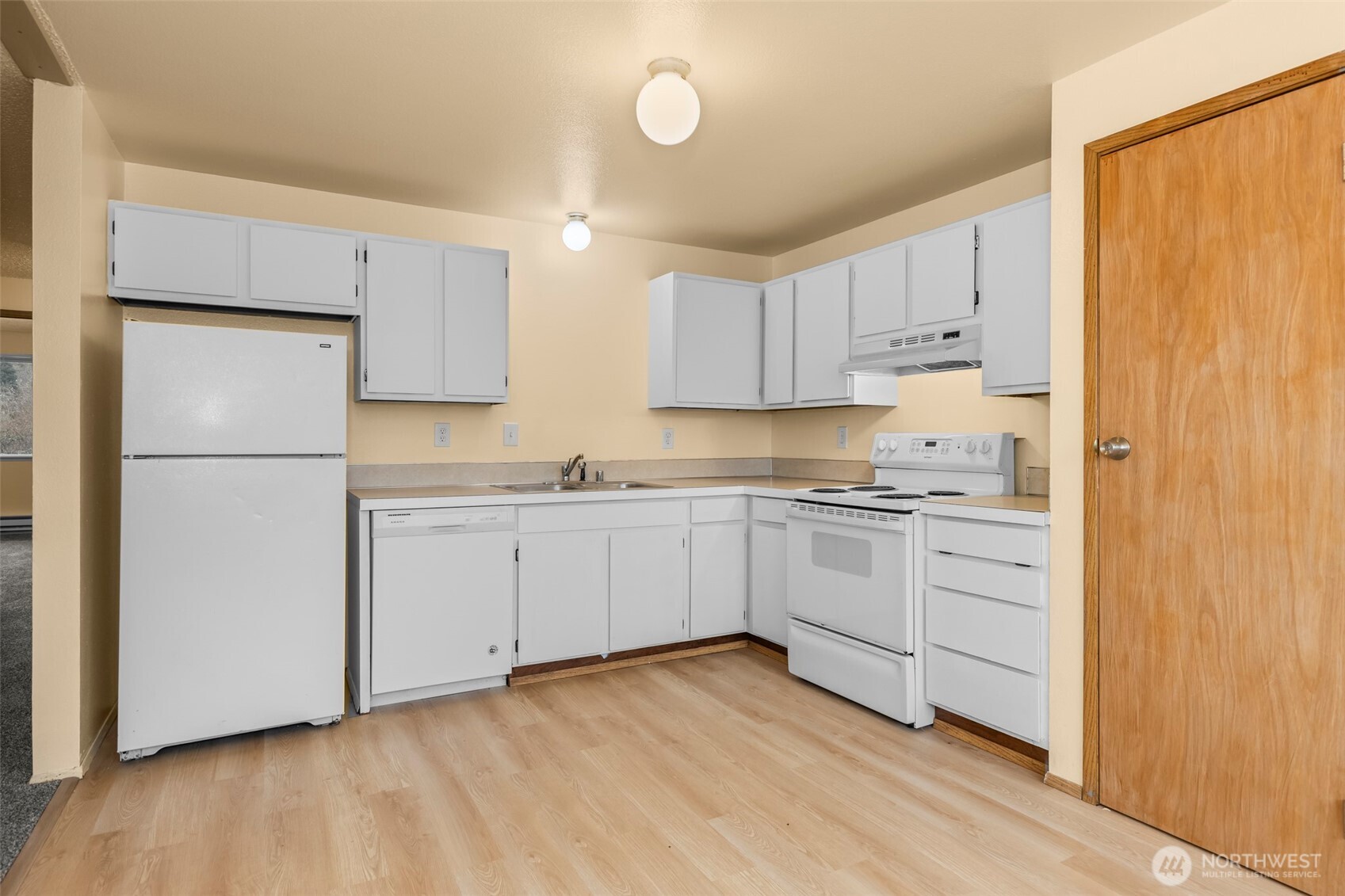 15912 Elm Street E Sumner WA 98390