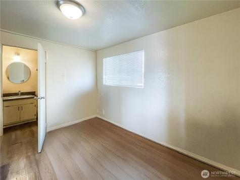 1422 Chestnut Street Everett WA 98201